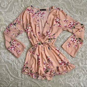 ❌SOLD❌ Long sleeve floral romper